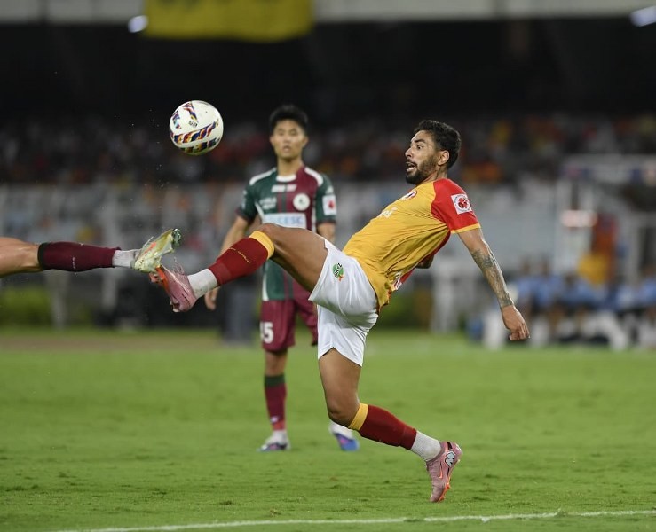 In Images: Kolkata witnesses electrifying Mohun Bagan-East Bagan derby