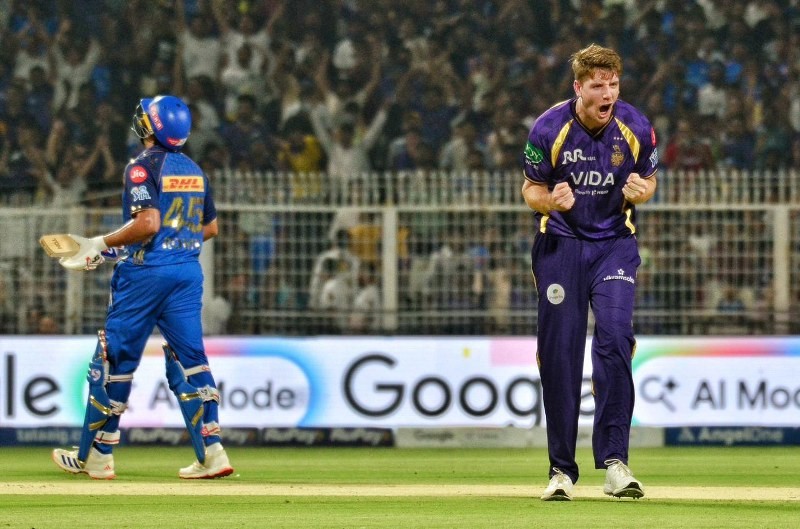 In Images: Kolkata Knight Riders take on Mumbai Indians at Eden Gardens