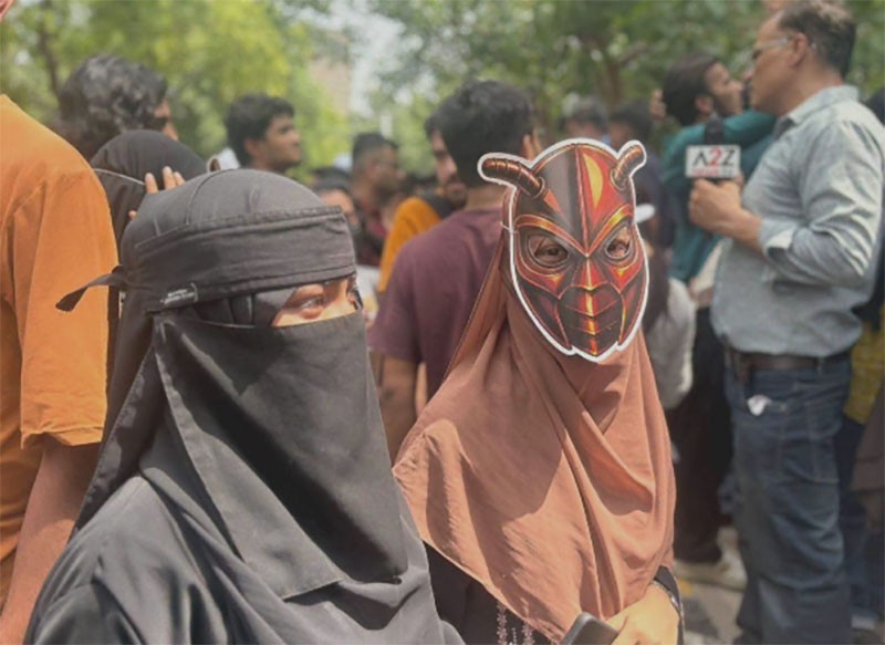 In Images: Cockroach Janta Party protests at Jantar Mantar in Delhi; demands Dharmendra Pradhan's resignation
