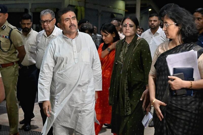 In Images: CM Suvendu Adhikari, ministers meet Taratala warehouse collapse victims at SSKM Hospital