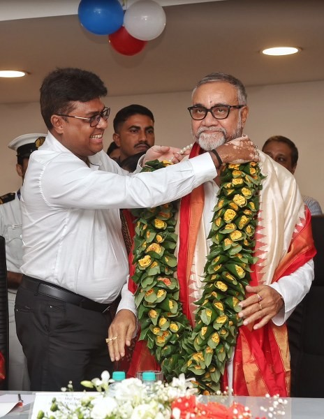 In Images: Kolkata flags off its first jewellery export consignment to the UK under the India-UK CETA