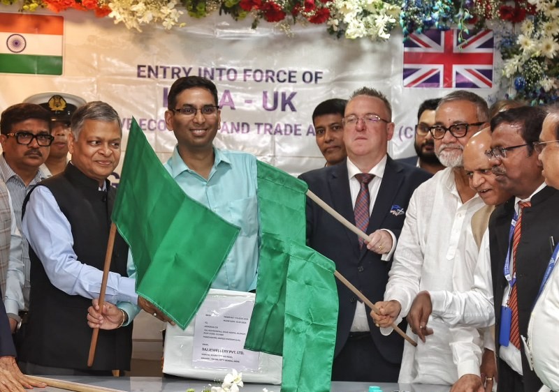 In Images: Kolkata flags off its first jewellery export consignment to the UK under the India-UK CETA