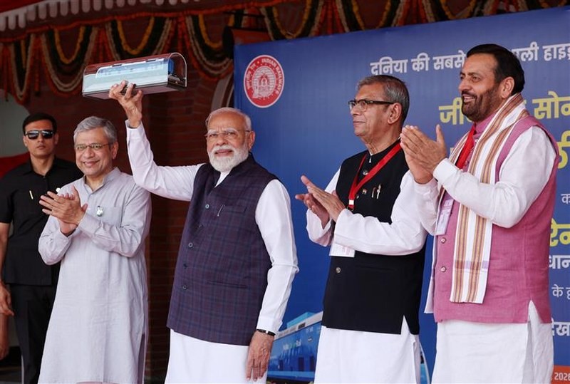 In Images: PM Modi unveils India's first Hydrogen train