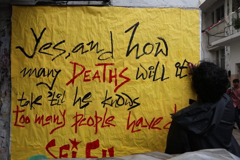 In Images: Calcutta University students protest against Delhi crackdown