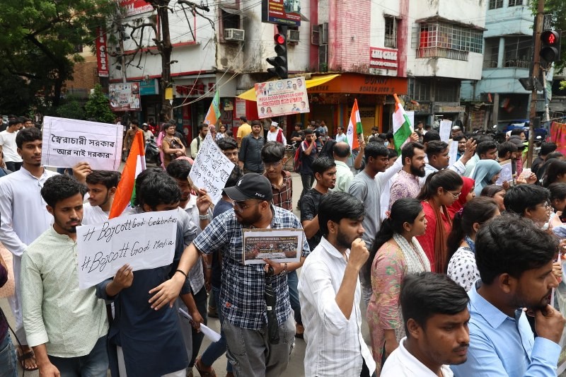 In Images: Aliah University students flood Kolkata streets, demand Dharmendra Pradhan's resignation