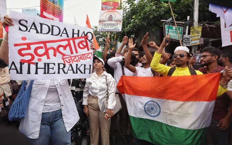 In Images: CJP, SFI hold Kolkata protest seeking Dharmendra Pradhan's resignation in NEET row