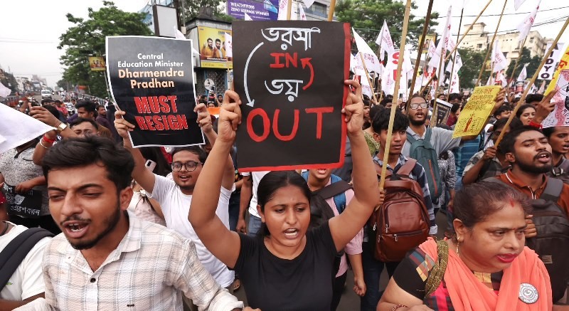 In Images: CJP, SFI hold Kolkata protest seeking Dharmendra Pradhan's resignation in NEET row