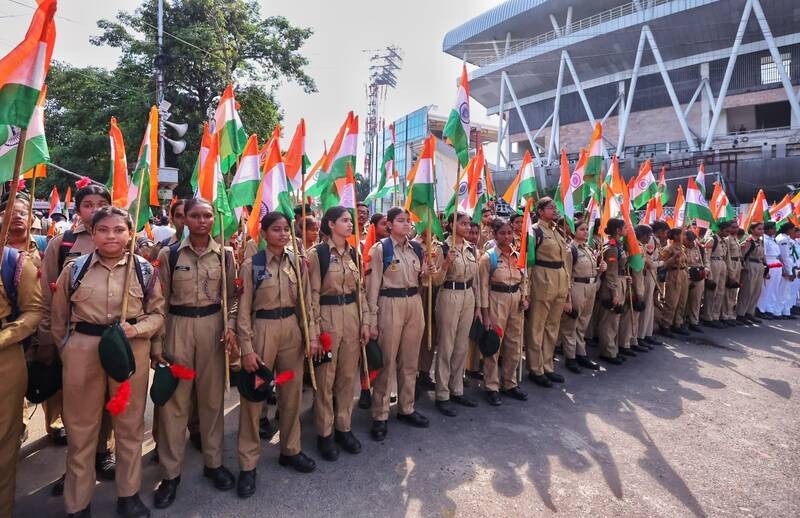 In Images: CM Suvendu Adhikari leads Tiranga Yatra in Kolkata