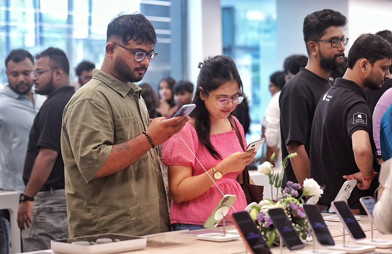 In Images: Sourav Ganguly inaugurates Eastern India’s biggest Apple reseller store in Kolkata