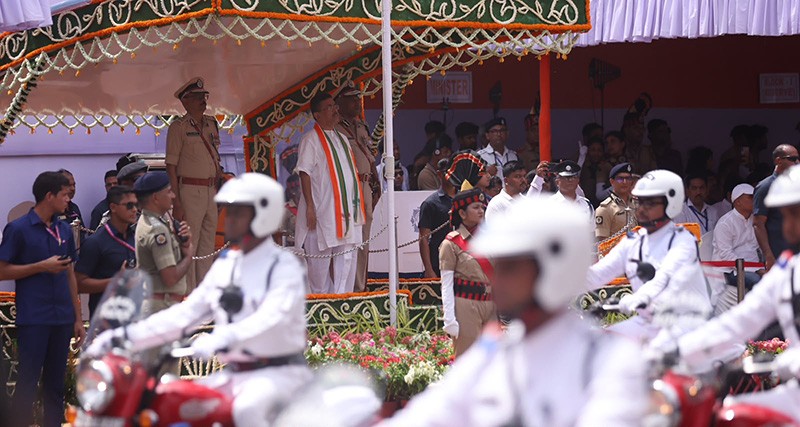 In Images: Kolkata’s Red Road comes alive with Independence Day parade, tableaux and drills