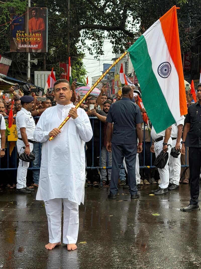 In Images: Suvendu Adhikari joins BJP-organised Vande Mataram Programme in Jadavpur