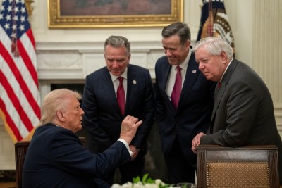 Trump backs bill threatening 500% tariffs on India over Russian oil trade