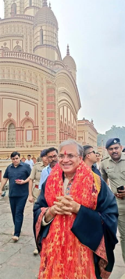 In Images: CEC Gyanesh Kumar offers prayers at Dakshineswar Temple in Kolkata