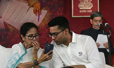 Is Mamata Banerjee facing political deadlock as SIR delay fuels President’s Rule talk in Bengal?