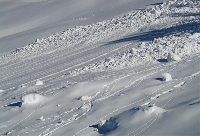 7 killed, 5 injured as avalanche hits Zojila Pass, blocks Srinagar–Leh highway