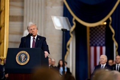 Trump signals exit from Iran war even as Strait of Hormuz remains shut: Report