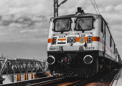 Indian Railways clears Rs. 962 crore mega project for busy Howrah-Delhi corridor