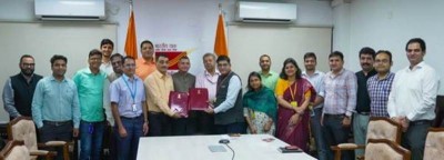 E-commerce delivery revolution! India Post, Flipkart join hands to supercharge last-mile parcel network across India