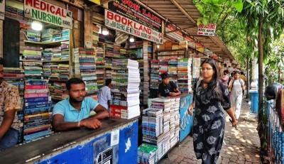No eviction plan for Kolkata's College Street hawkers: KMC commissioner dismisses rumours