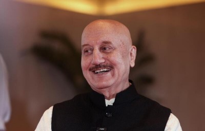 26 Years After Rituparno, Anupam Kher Returns to Bengali Cinema With a Love Story That Took Three Years to Find
