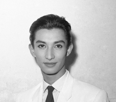 Legendary Japanese singer-actor Akihiro Miwa, who captivated fans for decades, dies at 91