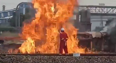 6 feared dead as massive blaze engulfs Haldia Petrochemicals; lightning suspected as possible cause