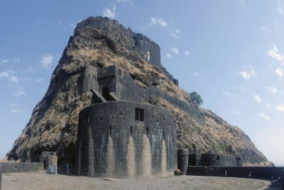 Pune's Lohagad Fort temporarily shut after surge in visitors following realtor murder investigation