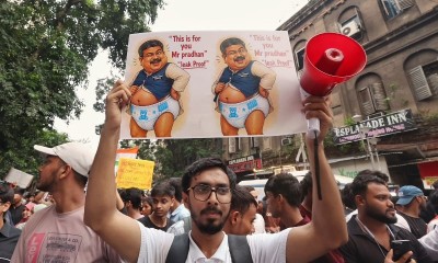 In Images: CJP, SFI hold Kolkata protest seeking Dharmendra Pradhan's resignation in NEET row